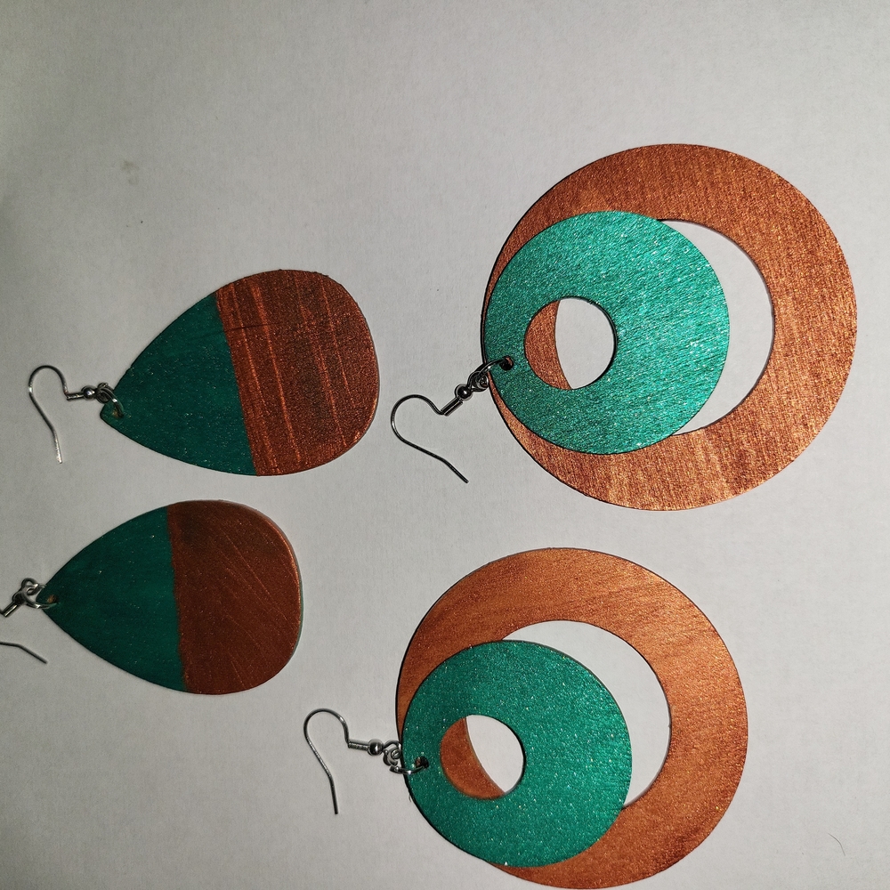 2 Pair Wood Earrings